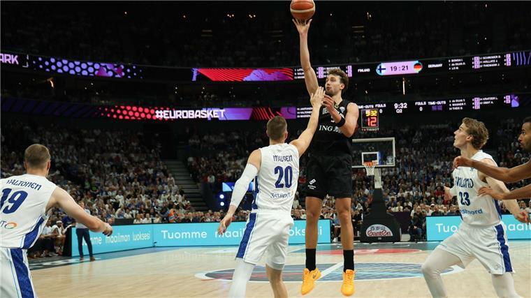 Top-Favorit bei der Basketball-EM Für das deutsche Team läuft es bei der Basketball-EM super.