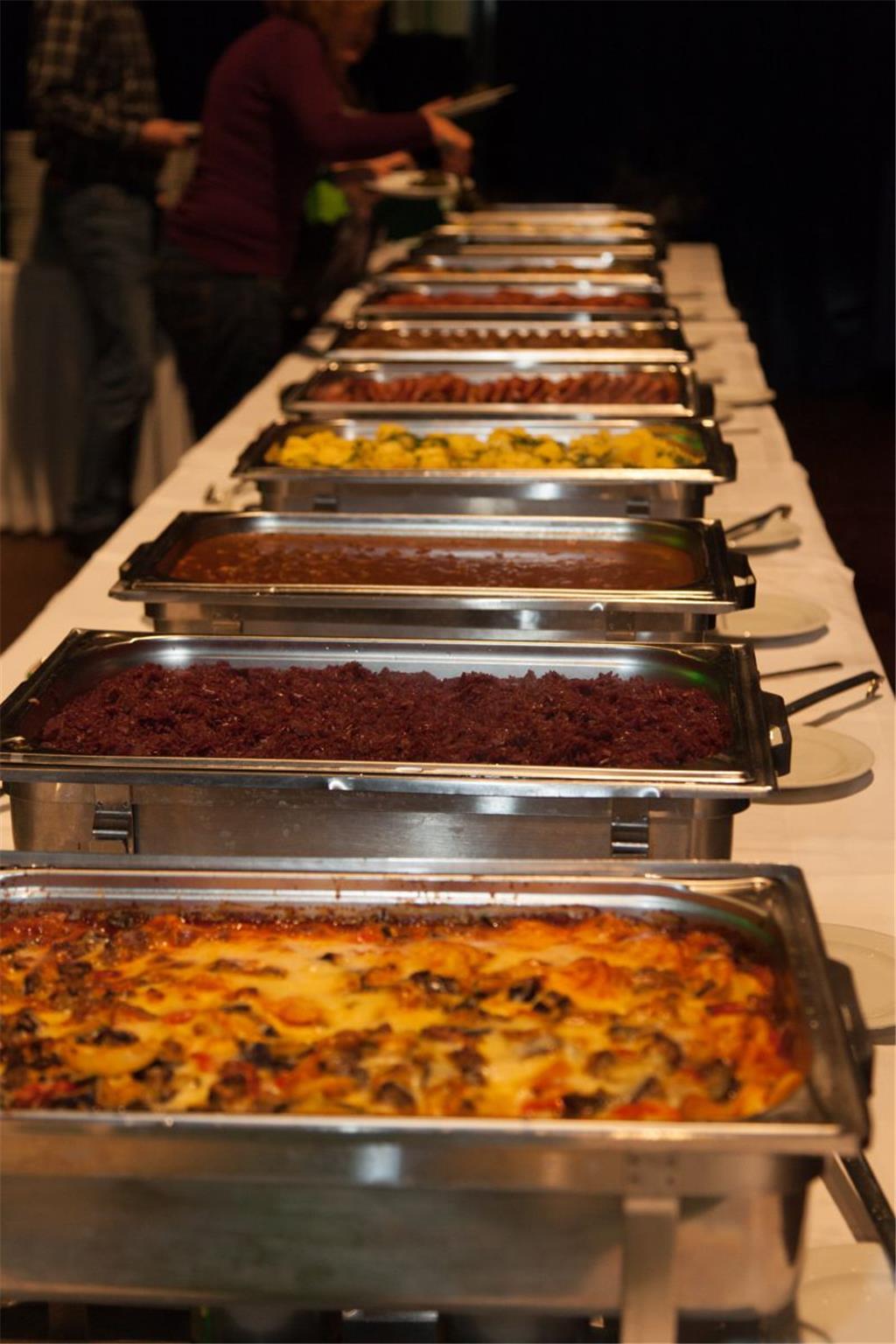 Für den großen Hunger. Grünkohl-Party 2019 in der Stadthalle Bremerhaven. Foto: ...