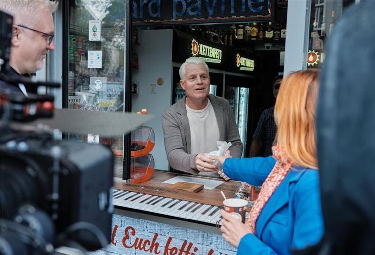 Geliebt von Großstädtern - „Kiosk-Kult“ auf 3sat Für den Kölner Comedian Guido Cantz ist der Kiosk ein Ort des Austausches.