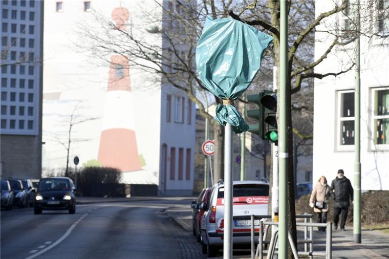 Bremerhaven: Nächtliches Tempolimit für die Deichstraße Schluss mit Klage: Für die Deichstraße ist eine Lösung in Sicht: Die Koalition will den Kompromiss mit einem nächtlichen Tempolimit akzeptieren.