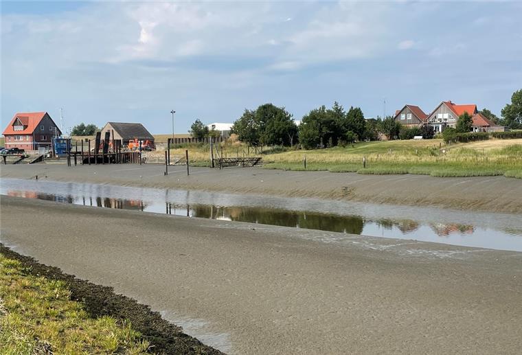 Der Hafen in Fedderwardersiel.