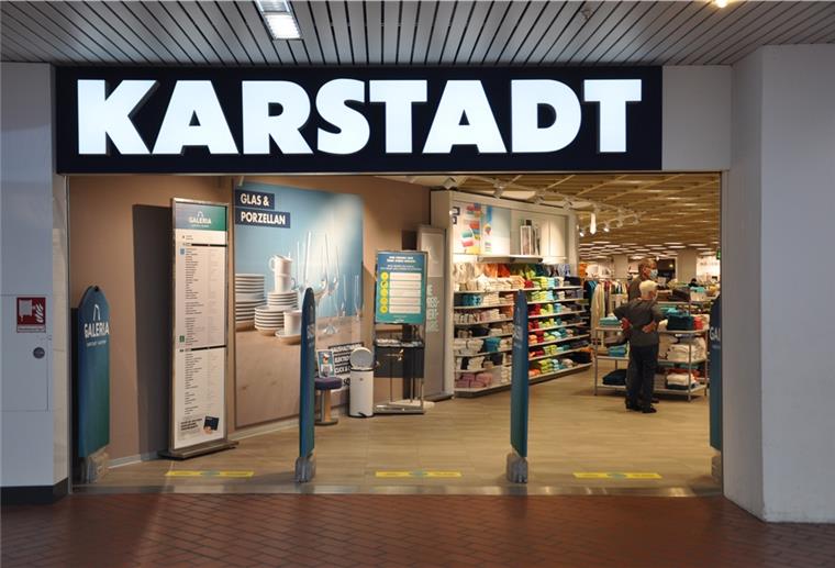 Für die Karstadt-Filiale in Bremerhaven gibt es nach wie vor keine Lösung - sie soll geschlossen werden. 