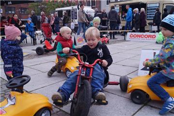 Für die Kleinen gab es auch einen Bobby-Car- und Dreirad-Parcours. Foto: Wurm