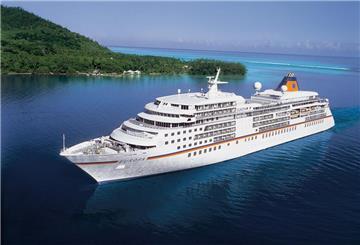 Für drei Wochen in der Lloyd Werft: die „Europa“, das beste Kreuzfahrtschiff der Welt.