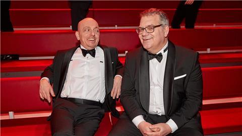 Für Elton (rechts) ist bald Schluss mit der Ratesendung „Wer weiß denn sowas?“ (Archivbild) 