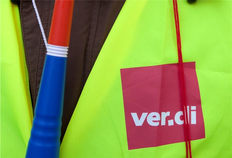 Für Proteste ist eigentlich die Gewerkschaft Verdi zuständig. Nun richtet sich der Unmut der Hafenarbeiter in Form einer Online-Petition gegen die Gewerkschaft. 