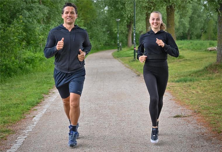 Für Rhythmische Sportgymnastinnen wie Emilia Teljukina stehen auch Grundlagenausdauer und Krafttraining auf dem Trainingsplan.