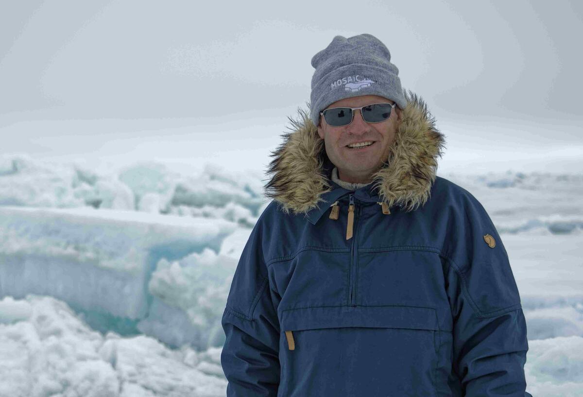 AWI-Forscher Markus Rex erhält NOMIS-Preis 2025 Markus Rex, Expeditionsleiter von MOSAiC auf dem Meereis des Arktischen Ozeans während der MOSAiC-Expedition.
