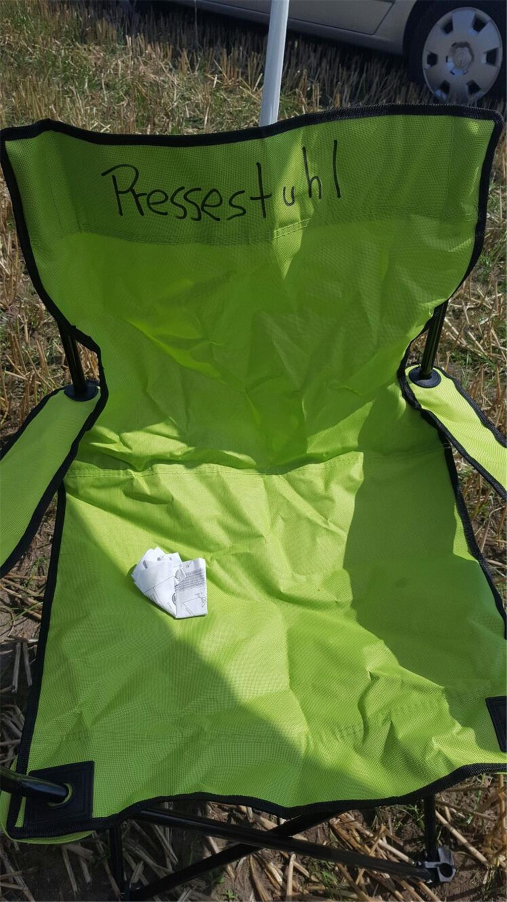 Für unseren Kollegen Christoph Reiprich wurde ein eigener Stuhl reserviert. Wie ...