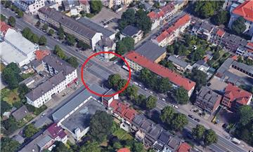 Gaffer haben am Montag die Rettungsmaßnahmen an auf der Gröpelinger Heerstraße - Höhe Morgenlandstraße in Bremen behindert.