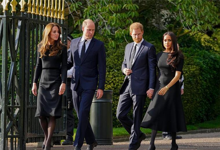 Fünf Jahre „Megxit“: Kehrt der verlorene Sohn zurück? Galten einst als Traum-Quartett: Kate und William mit Harry und Meghan. (Archivbild)