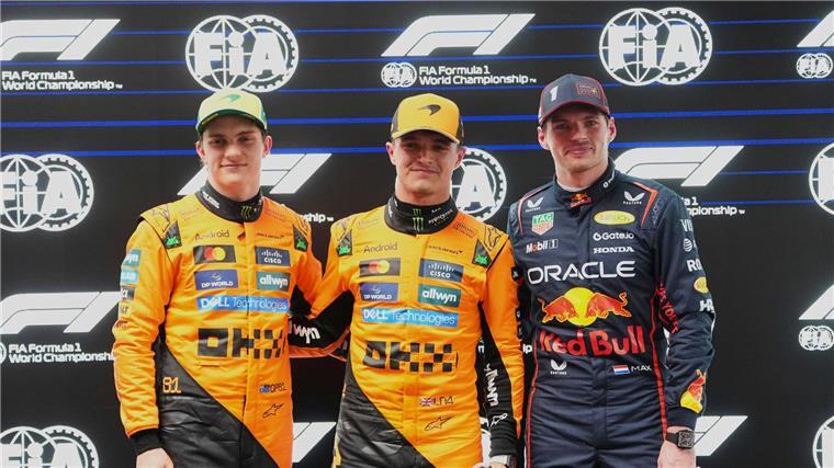 Verstappen wittert Chance bei Regenchaos nach McLaren-Gala Gegen die beiden McLaren hatte Verstappen keine Chance.