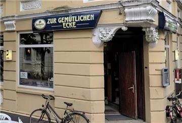Gehört zu den beliebten Kneipen in Lehe: die Wirtschaft „Zur gemütlichen Ecke" in Lehe.
