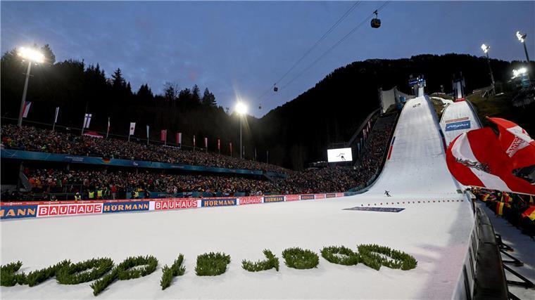 Deutscher Skiverband will Nordisch-WM 2031 in Oberstdorf Geht es nach dem DSV, sollen 2031 in der Oberstdorfer Skisprung-Arena wieder Weltmeisterschaften stattfinden.