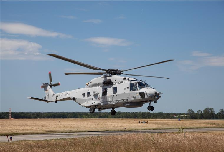Gelandet: Der Bundeswehrhubschrauber NH90 „Sea Lion“ löst bei den Nordholzer Marinefliegern den fast 50 Jahre alten Mk41 „Sea King“ ab.