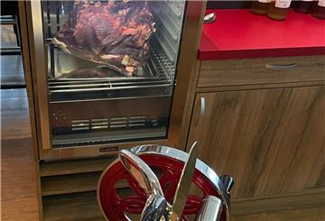 Fleisch im Reifeschrank