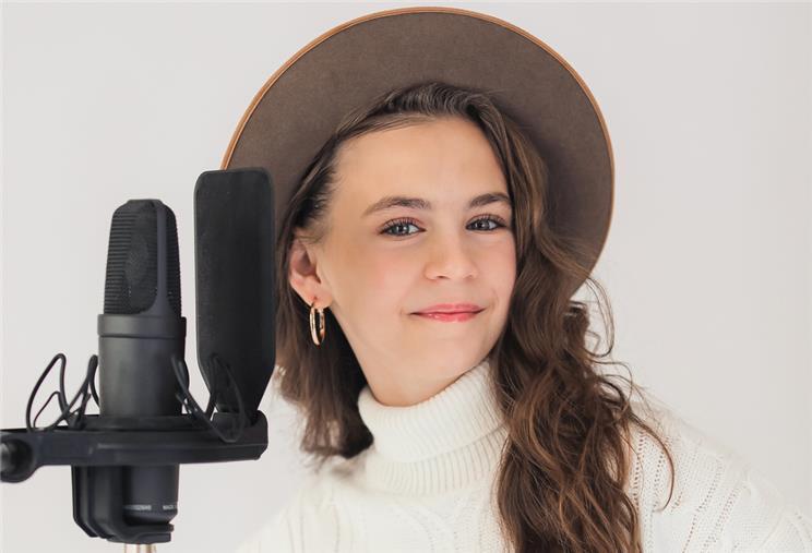 Georgia Balke plant eine Überraschung zum Jahresende