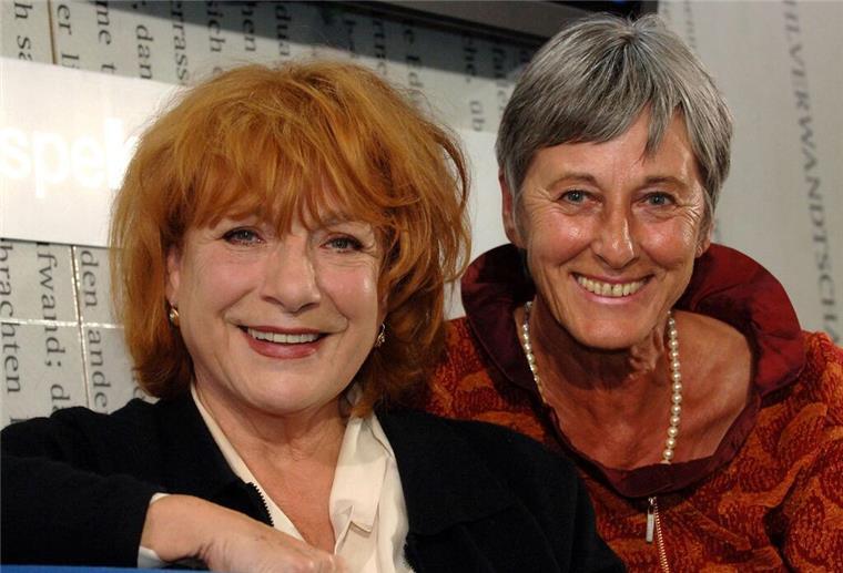 Gercke blieb mit Bella-Block-Darstellerin Hannelore Hoger (links) befreundet. (Archivbild)