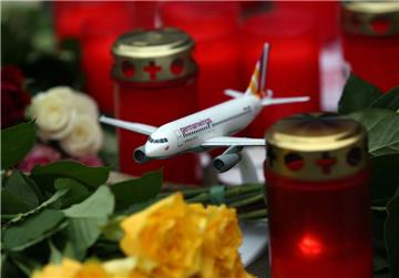 Germanwings  hat bisher 11,2 Millionen Euro an die Hinterbliebenen des Flugzeugabsturzes gezahlt. 