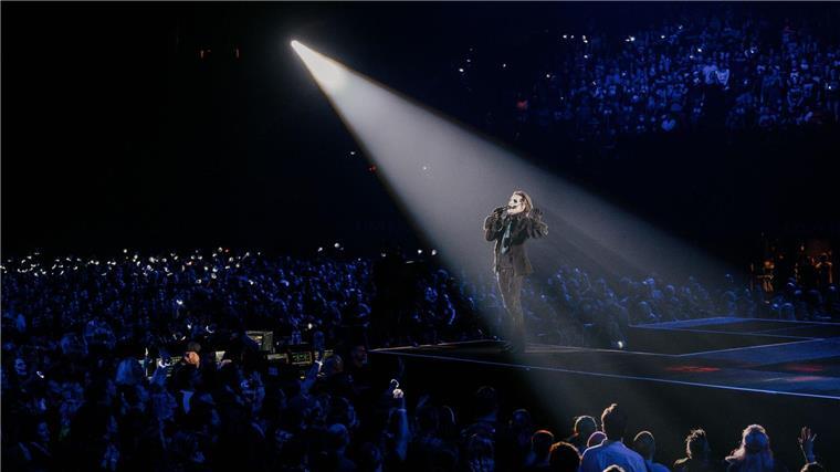 Ghost-Frontmann Tobias Forge in seiner Rolle als Papa Emiritus IV bei einem Konzert in Los Angeles 2023.