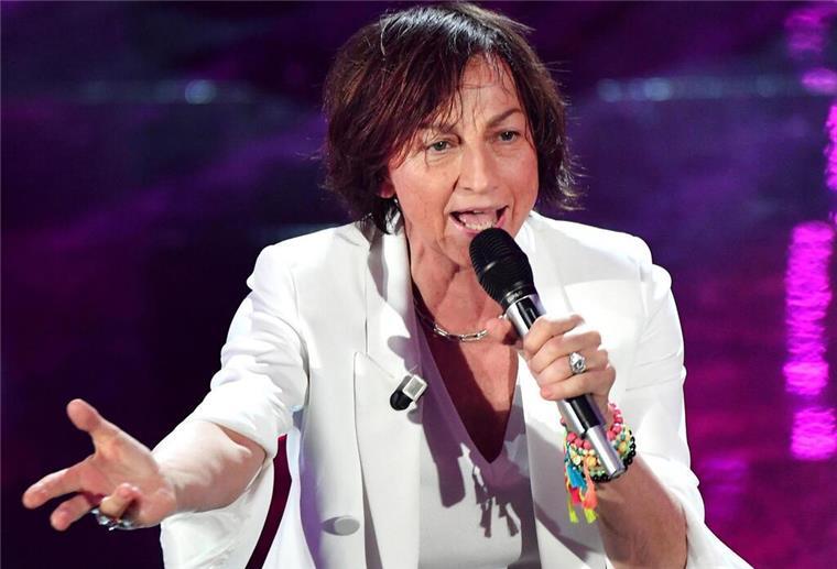 Gianna Nannini: Mutter werden mit Mitte 50 ist in Ordnung Gianna Nannini sieht es als „altersfeindlich“, wenn Menschen darüber sprechen, dass man zu alt sei, um ein Kind zu bekommen.