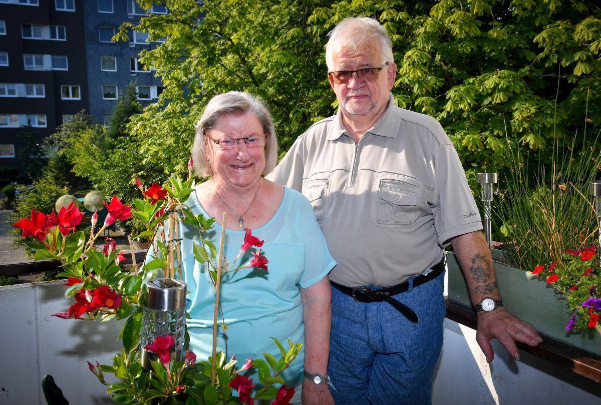 Diamantene Hochzeit in Lehe: Beim Murmelspielen hat es gefunkt Giesela und Karl Tschemernjak aus Bremerhaven-Lehe feiern ihre diamantene Hochzeit.