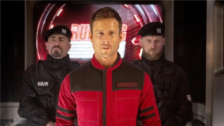 Glen Powell glänzt in seiner bisher größte Action-Rolle. (Handout) 