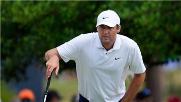 Golfstar Scottie Scheffler hat sich bei der Zubereitung des Weihnachtsessens an der Hand verletzt.