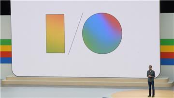 Google-Chef Sundar Pichai: Google setzt auch auf „KI-Agenten“ - Assistenten, die eigenständig Aufgaben mit mehreren Schritten erfüllen können.
