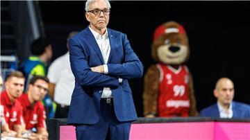 Gordon Herbert hat sein erstes Pflichtspiel als Bayern-Trainer gewonnen.