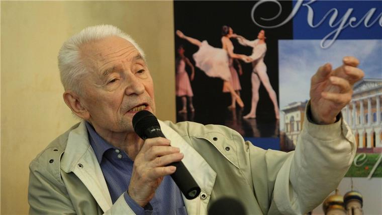 Moskauer Bolschoi-Ballettstar Grigorowitsch tot Grigorowitsch starb im Alter von 98 Jahren. (Archivbild)