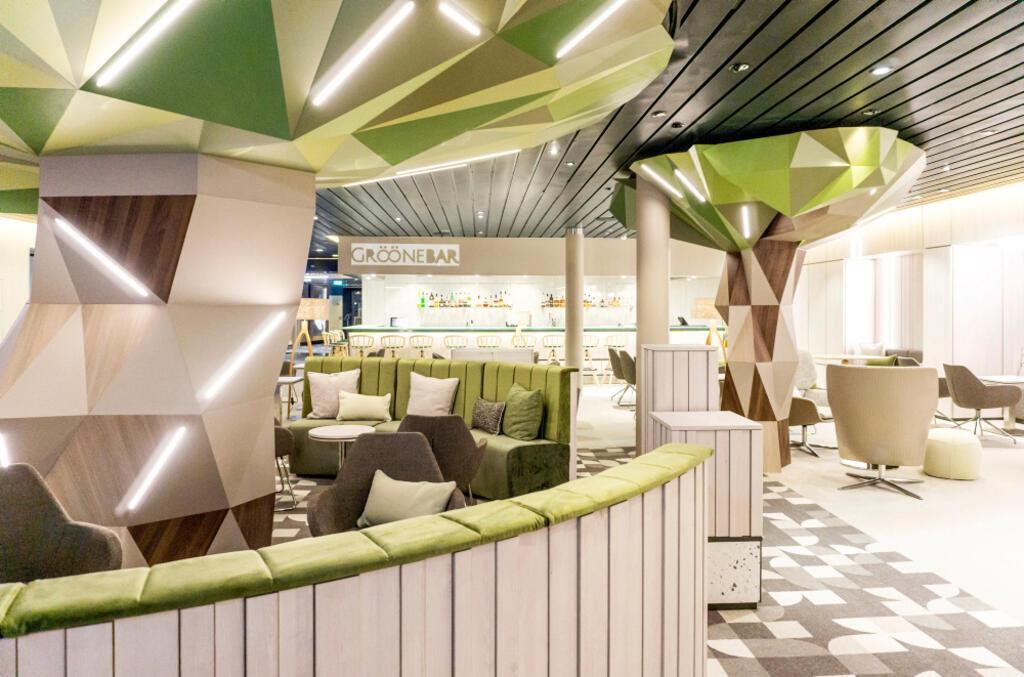 Grööne Bar auf der Mein Schiff 3