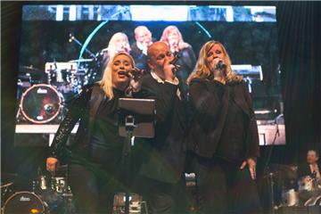 Groove Circle sind mit 100 Prozent Leidenschaft dabei. 