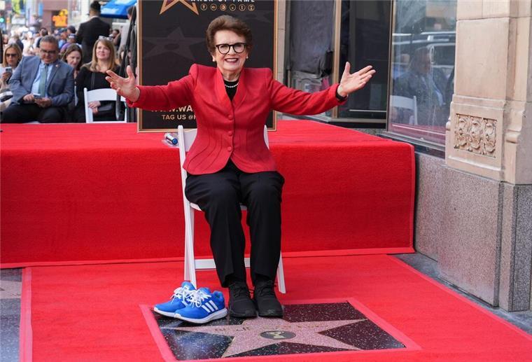 Tennis-Ikone Billie Jean King auf „Walk of Fame“ geehrt Großer Stern für einen großen Star