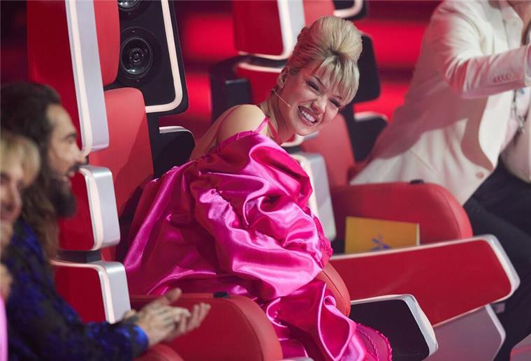Goitzsche Front erobert auf Anhieb Spitze der Album-Charts Grund zur Freude: Das dritte Mal in Folge steht Shirin Davids Single „Bauch Beine Po“ an der Chartspitze.