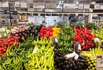 Gutaussehndes Obst und Gemüse belastet die Umwelt.