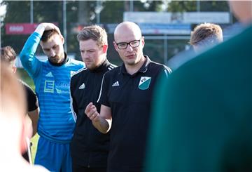 Hagens Trainer Carsten Werde sieht in der Integration der Neuzugänge den Schlüssel zum Erfolg - in der Oberliga Niedersachsen wie im Pokalwettbewerb.