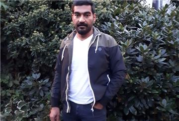 Hamza Alhammoud Alhelal aus Bielefeld hat die Tasche eines Bremerhaveners gefunden und sie ihm mit all den Papieren und dem Geld zurückgeschickt.