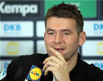 Handball-Bundestrainer, Christian Prokop weiß, dass gegen Brailien ein Sieg Pflicht ist.