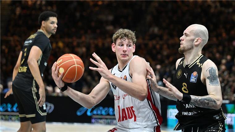 Furioser Fru: Youngster beflügelt Braunschweigs Basketballer Hannes Steinbach zeigte ein starkes Spiel.