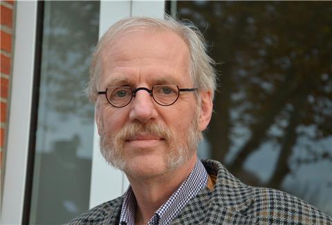Hanns-Ulrich Leisterer, Kinderarzt in Zeven, sieht die Impfkampagne für Kinder kritisch.