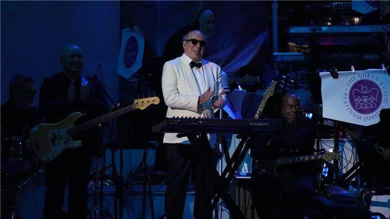Filmkomponist Hans Zimmer: „Ich werde nie den Job wechseln“ Hans Zimmer tritt beim Konzert zum 70. Thronjubiläum von Queen Elizabeth II. vor dem Buckingham-Palast auf.