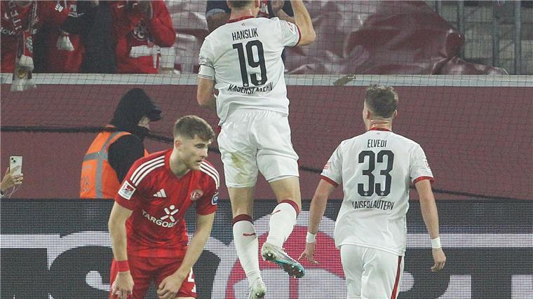 Spitzenreiter Fortuna patzt - 3:4 gegen Kaiserslautern Hanslik trifft und jubelt.