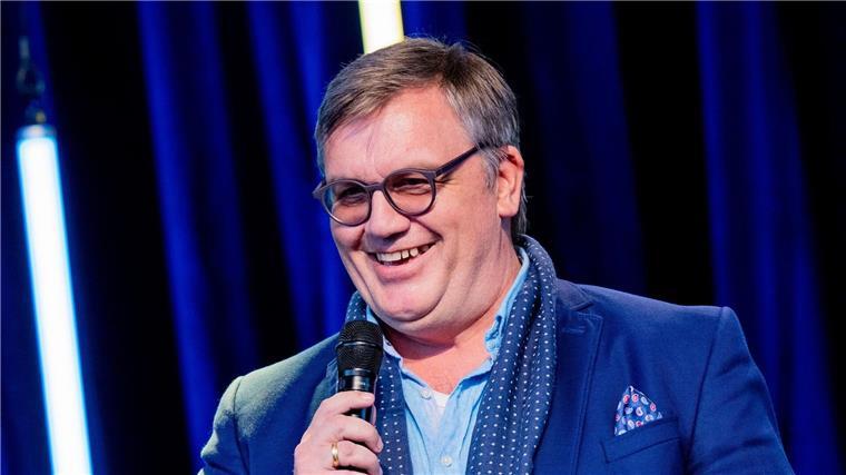 Hape Kerkeling kommt mit „Club Las Piranjas“ zurück.