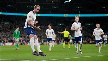 Harry Kane führt England zum Sieg gegen Irland.