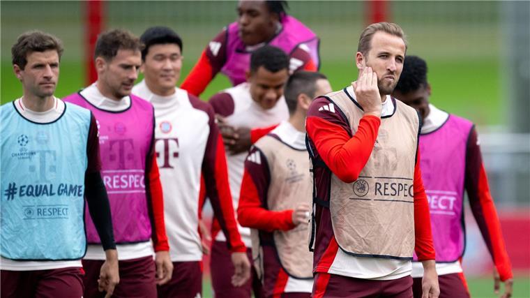 Torjäger Kane bei Bayern-Abschlusstraining dabei Harry Kane ist nach seiner Blessur beim Abschlusstraining dabei.