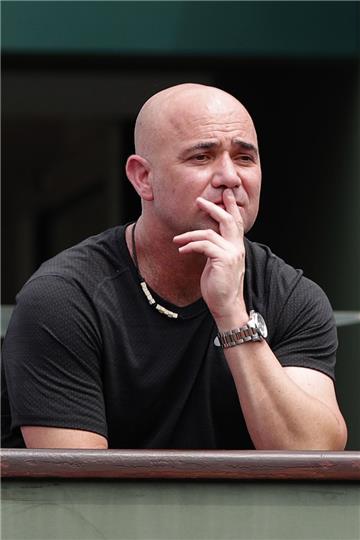 Hat einen neuen Job, möchte aber kein Geld dafür: Andre Agassi ist Teilzeit-Coach von Novak Djokovic.