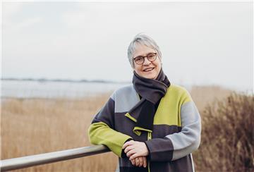 Heike Boelmann, zurzeit noch Vollzeit-Pastorin der evangelischen Kirchengemeinde Nordenham, wird Anfang August eine halbe Stelle bei der Diakonie antreten.