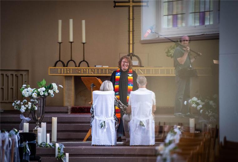 Heiraten-to-go in der Großen Kirche Bremerhaven: Schon 2023 wurde das Angebot gut angenommen.