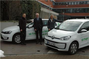 Heiß begehrt: 1400 Bewohner des Landkreises Rotenburg wollten die beiden E-Autos testen. 39 bekamen den Zuschlag. Und die waren begeistert.